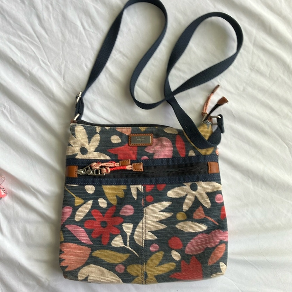 Fossil Blake Abstract Floral Crossbody Purse,  Outside pockets, Adjustable Strap